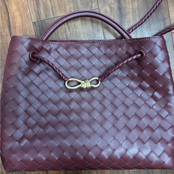 Bottega Andiamo Red Burgundy Woven Tote Handbag - Picture 3 of 8